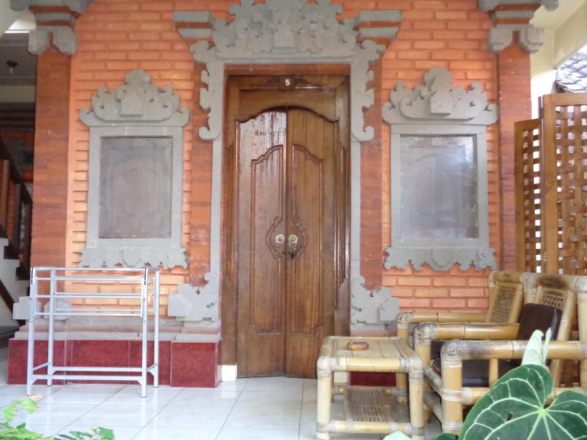 Yulia 1 Bed & Breakfast Sanur  Ngoại thất bức ảnh