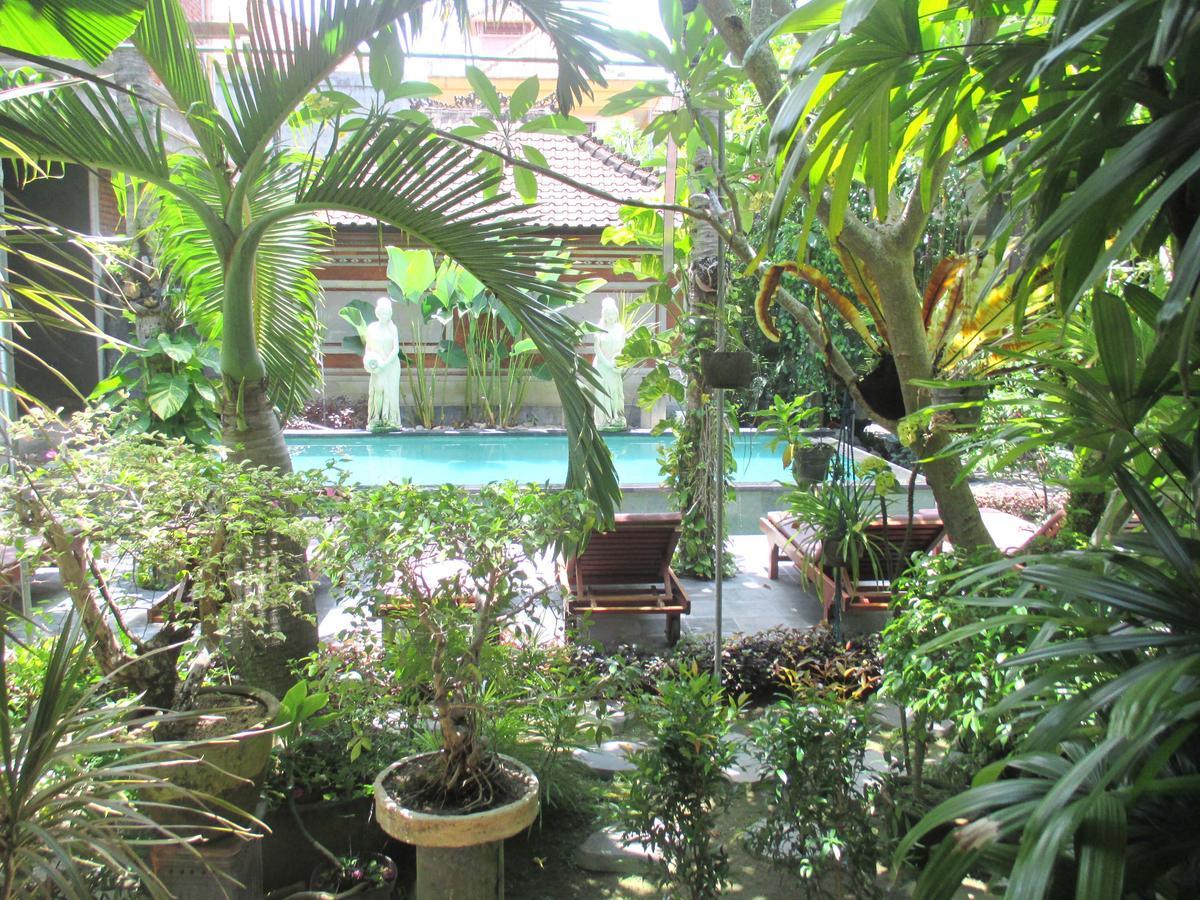Yulia 1 Bed & Breakfast Sanur  Ngoại thất bức ảnh