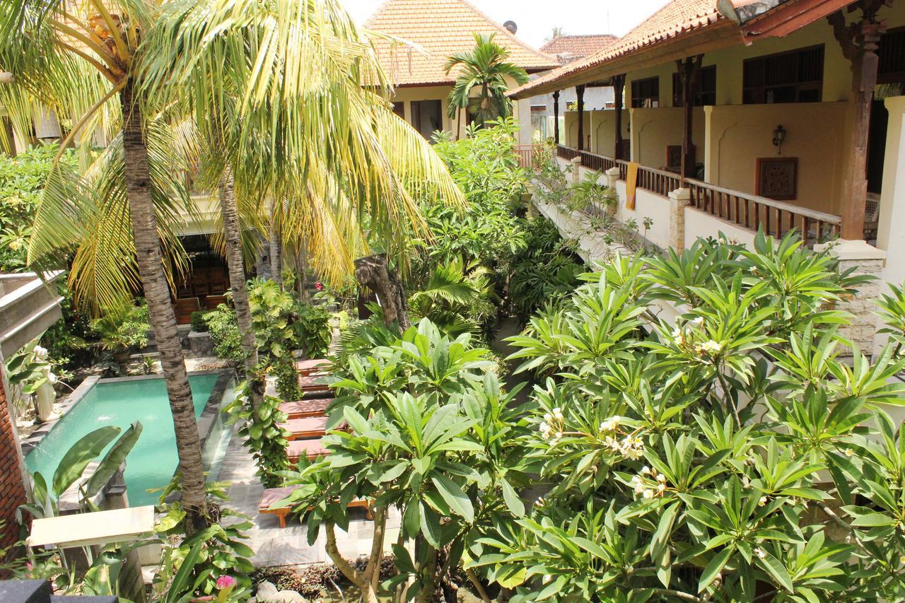 Yulia 1 Bed & Breakfast Sanur  Ngoại thất bức ảnh